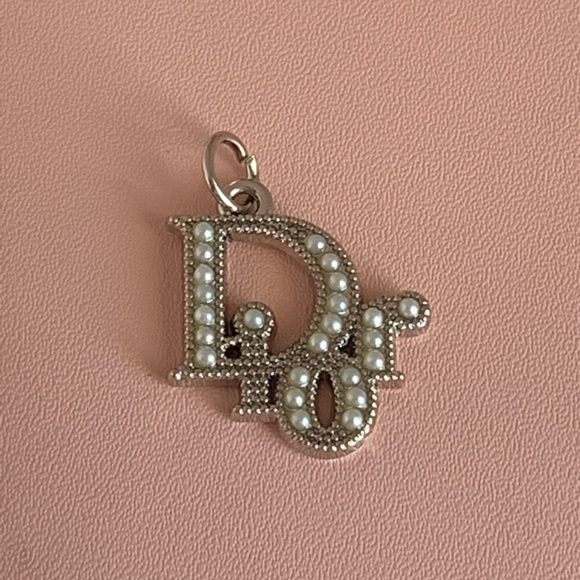 Dior Accessories - Dior Necklace pendant